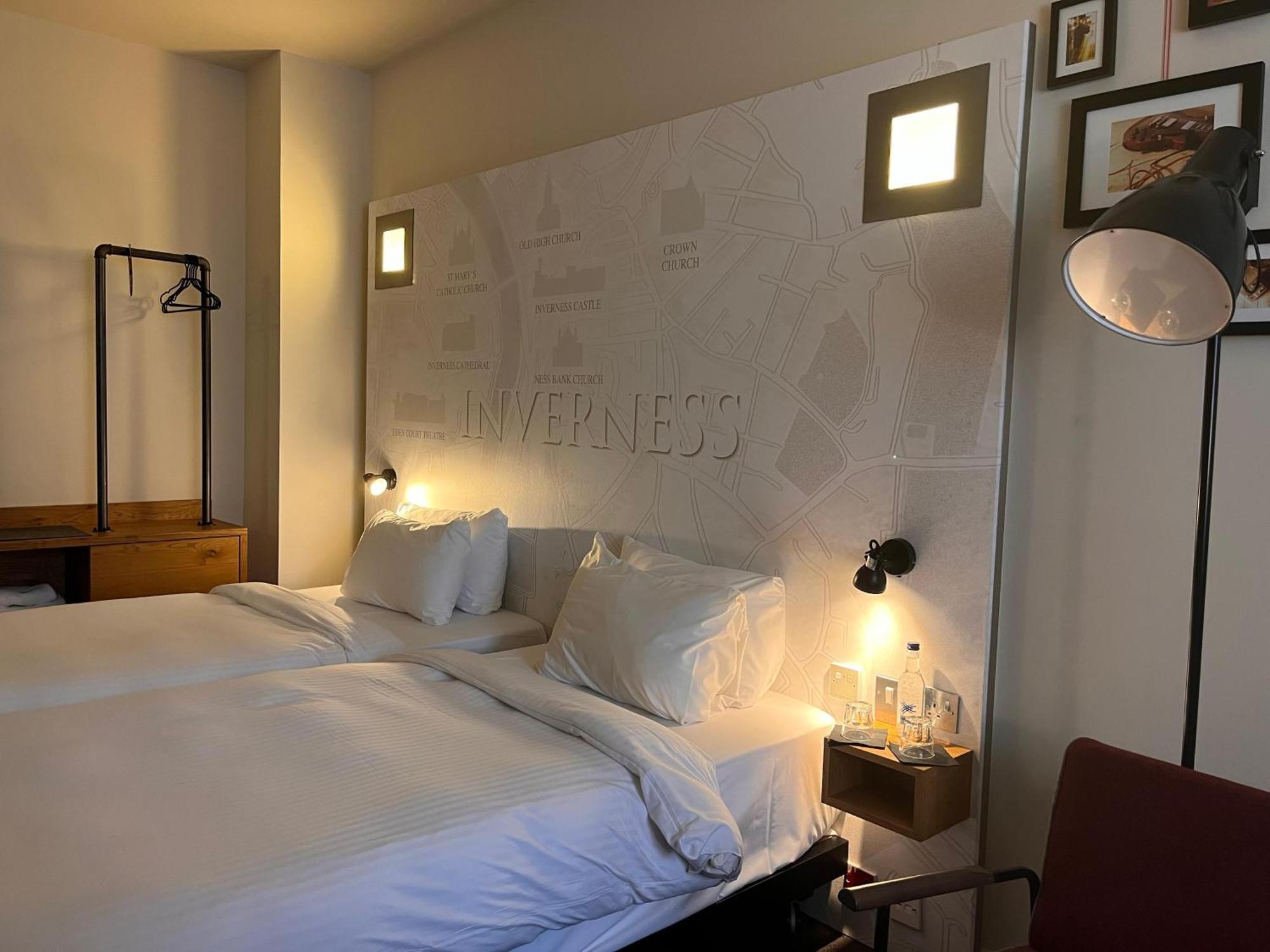 pentahotel Inverness Bagian luar foto