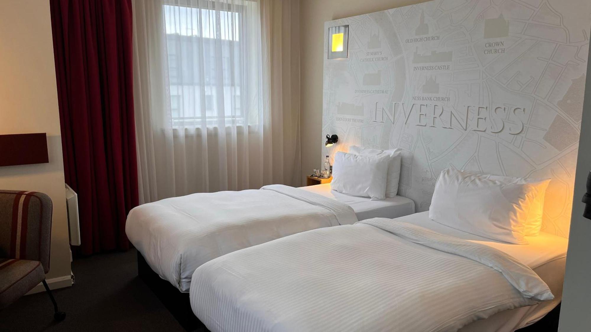pentahotel Inverness Bagian luar foto