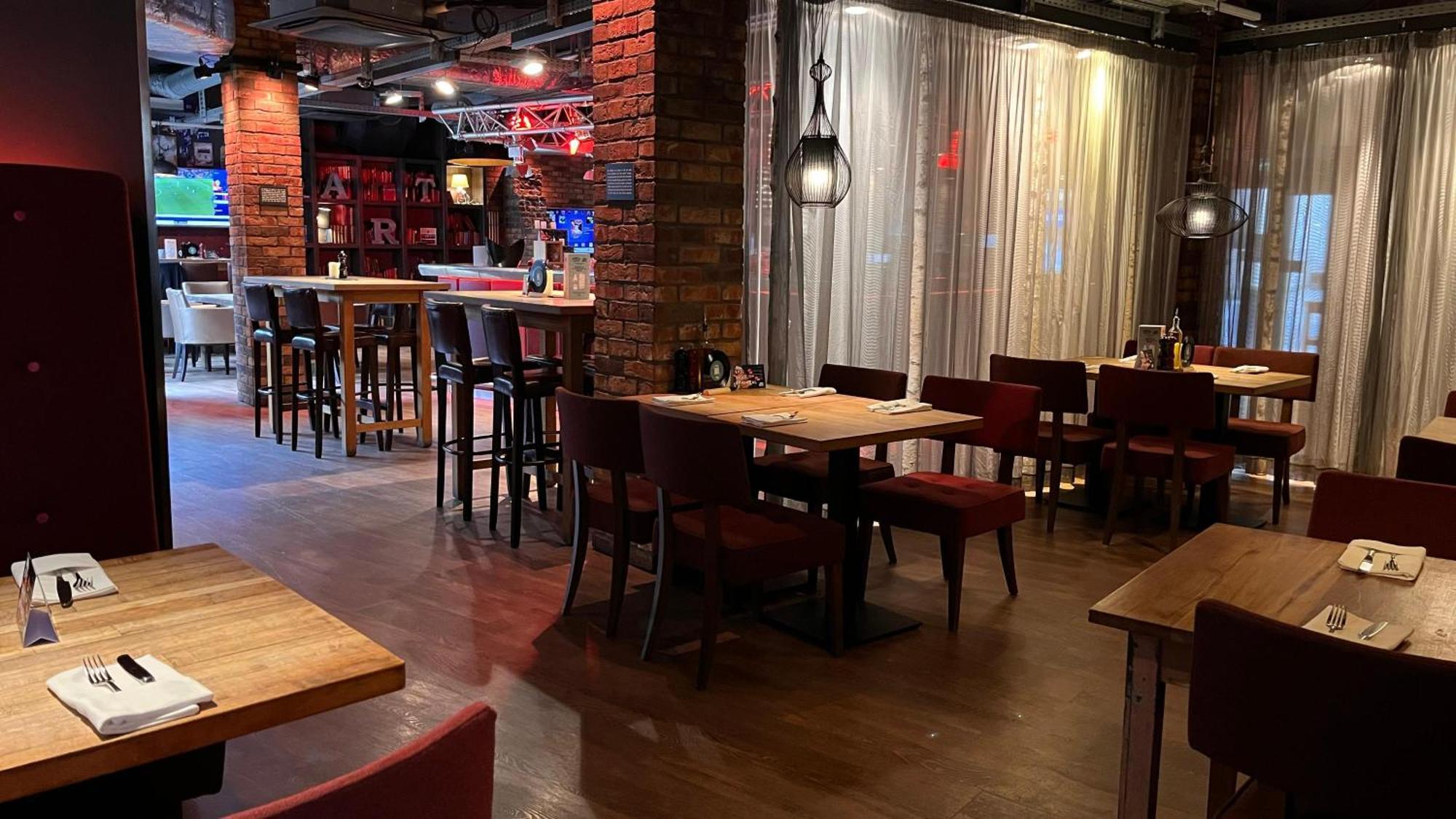 pentahotel Inverness Bagian luar foto