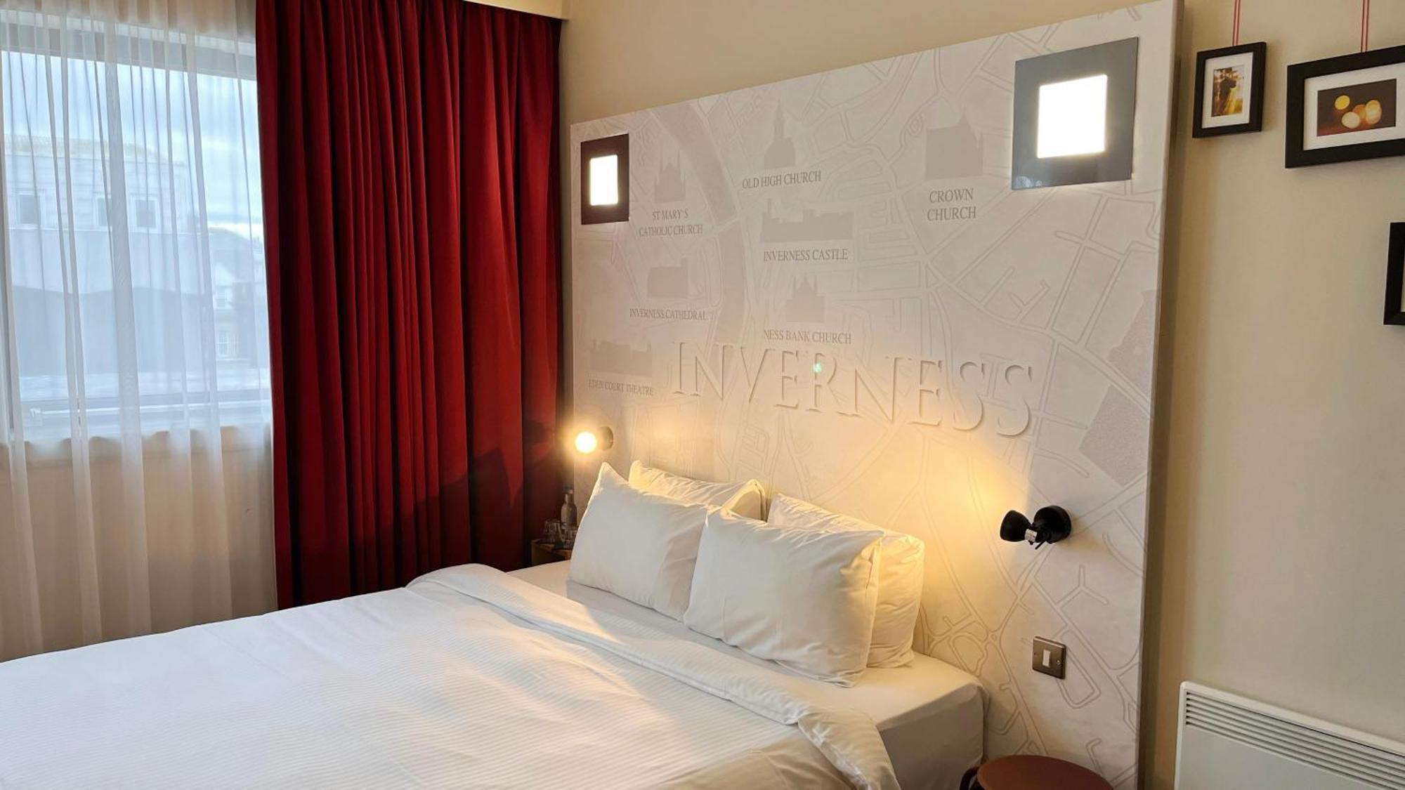pentahotel Inverness Bagian luar foto