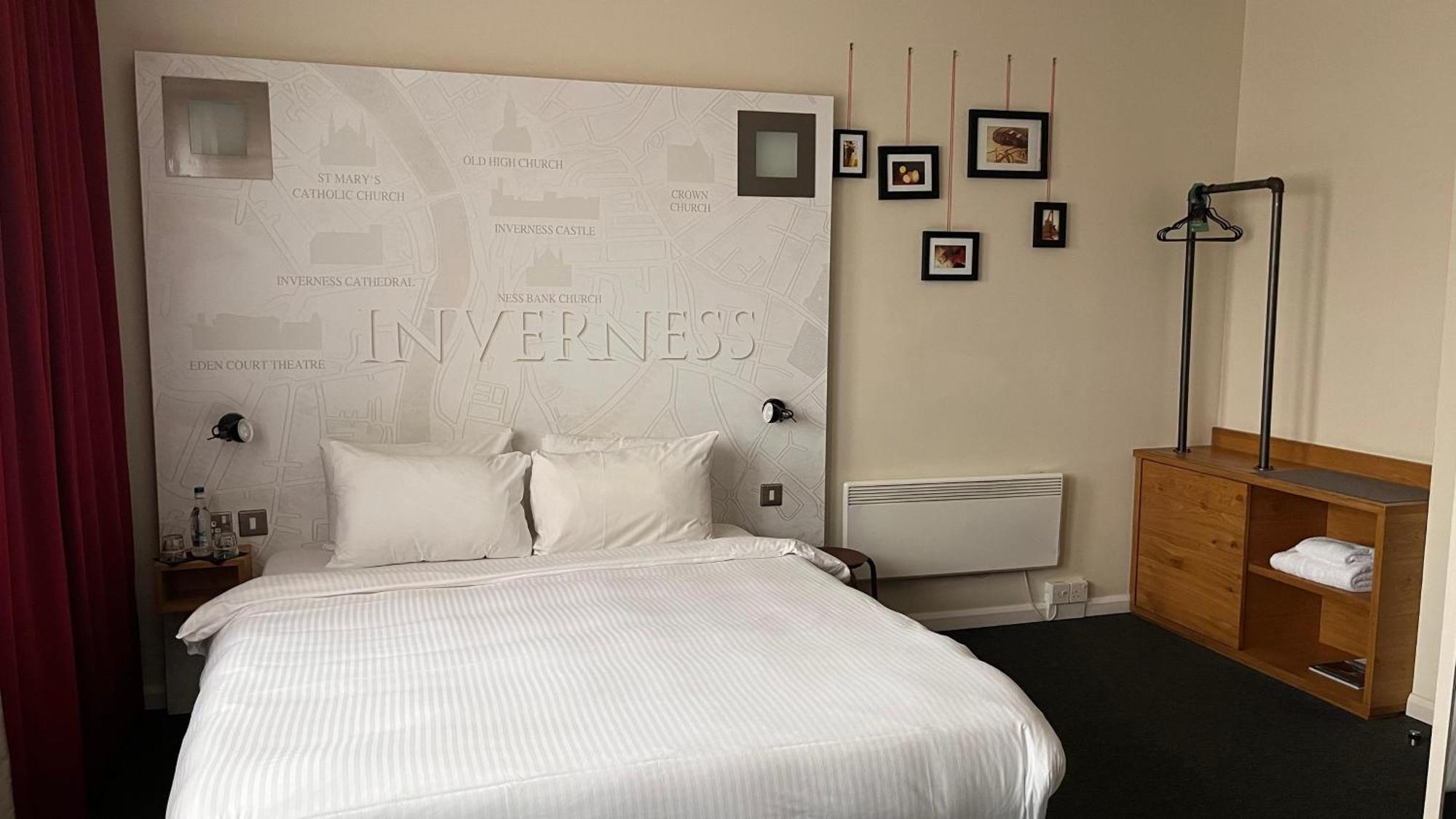pentahotel Inverness Bagian luar foto
