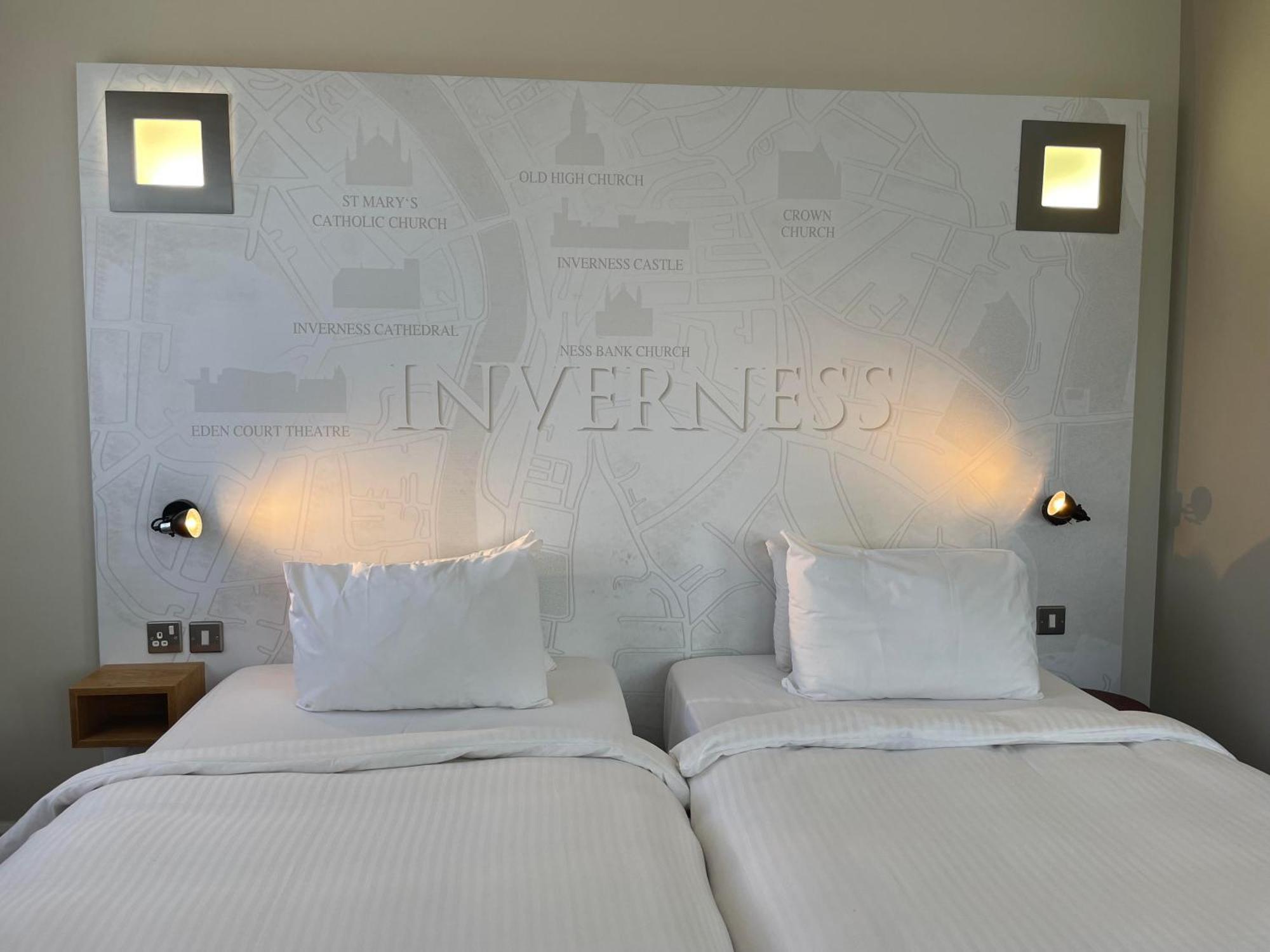 pentahotel Inverness Bagian luar foto