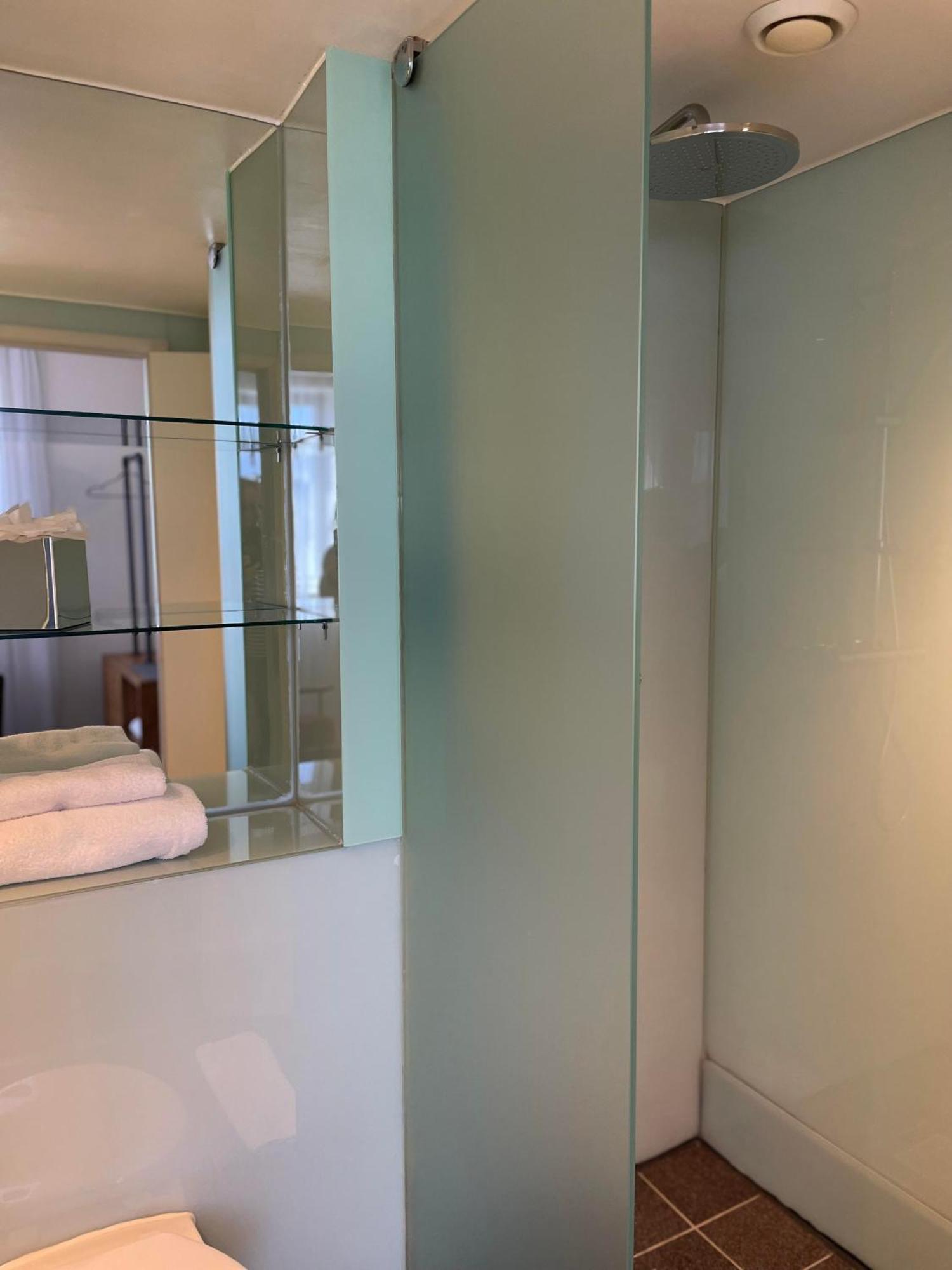 pentahotel Inverness Bagian luar foto