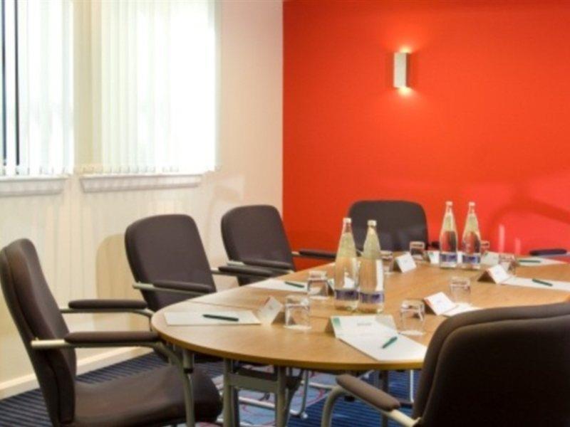 pentahotel Inverness Bagian luar foto